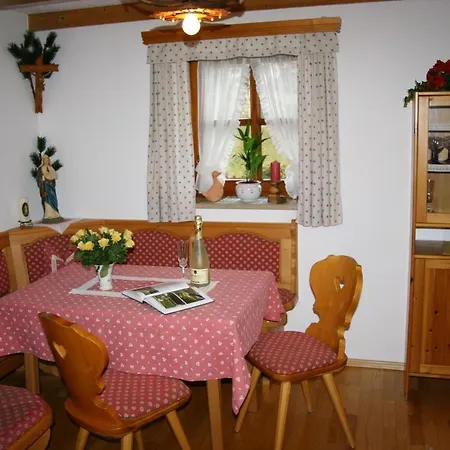 아파트 Haus Waidmannsglueck *